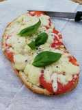 Bruschetta de tomate y mozzarella