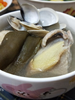 剝皮辣椒雞湯 的食譜成品照片