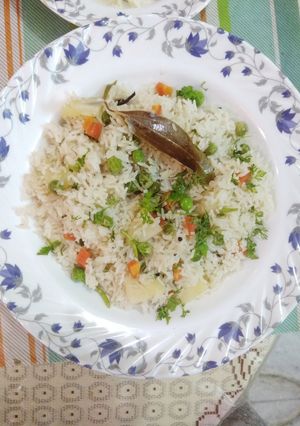 A picture of Vegetable Pulao.