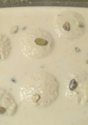 A picture of Rasmalai.