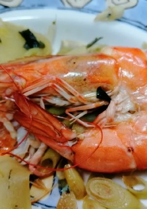 รูปของ กุ้งอบเกลือและสมุนไพร