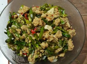 Foto resep Oseng oncom campur bunga genjer