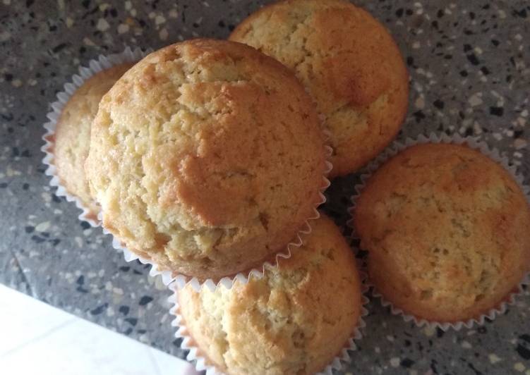 Simple Way to Make Super Quick Homemade Vanilla cupcakes