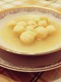Gnocchi di semolino in brodo