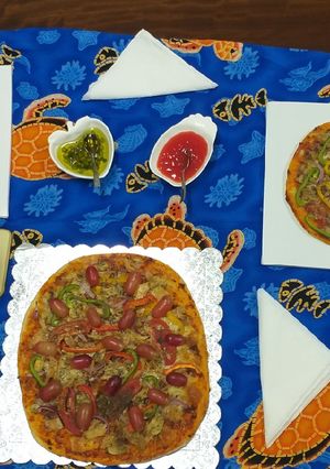 A picture of Tuna Pizza# 4 week challenge.