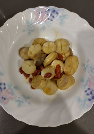 酒蒸枸杞杏鮑菇（簡單料理）（快速料理）（素食料理） 的食譜成品照片
