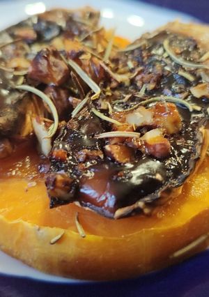 Mézes - camemberes sütőtök recept fotója