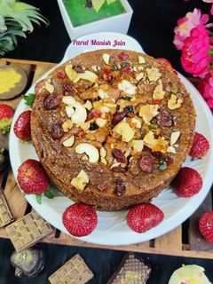 अल्कोहल फ्री प्लम केक(alcohal free plum cake recipe in Hindi) रेसिपी मुख्य फोटो