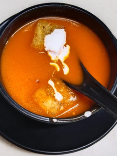 ટોમેટો સૂપ (Tomato Soup Recipe In Gujarati) રેસીપી મુખ્ય ફોટો