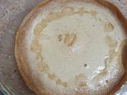Una foto de flan en microondas