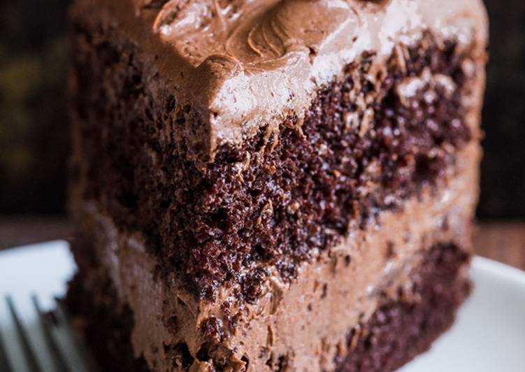 Simple Way to Prepare Perfect Layered Chocolate Cake