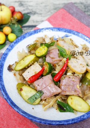 Hình của món Nem Chả Tré Trộn.