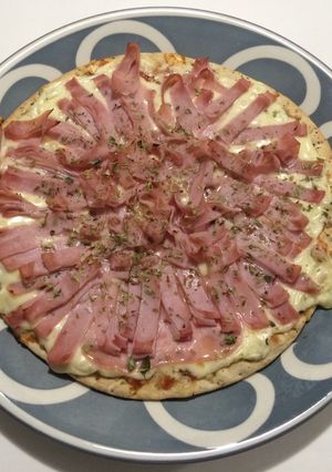 Foto principal de Pizza de jamón y queso