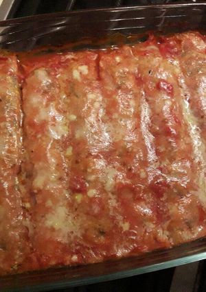 Una foto de Canelones sin masa