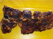 Una foto de adobo para costillar a la parrilla