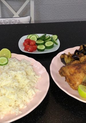 صورة لوصفة دجاج وخضار ورز ابيض 🤤