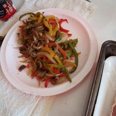 A picture of Pepper steak.