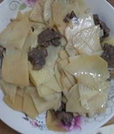 măng tươi xào bò