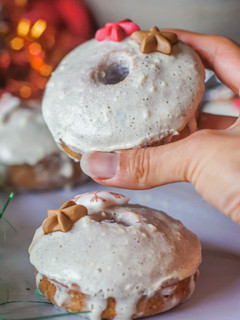 Una foto de Donuts especiados
