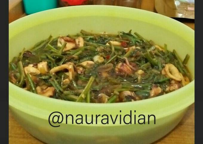 Tumis Cumi Pakis Kecap ABC Extra Pedas