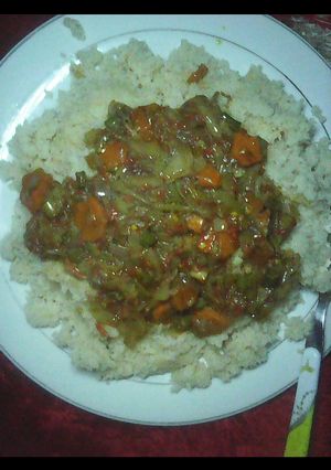 A picture of Couscous with vegetables soup.