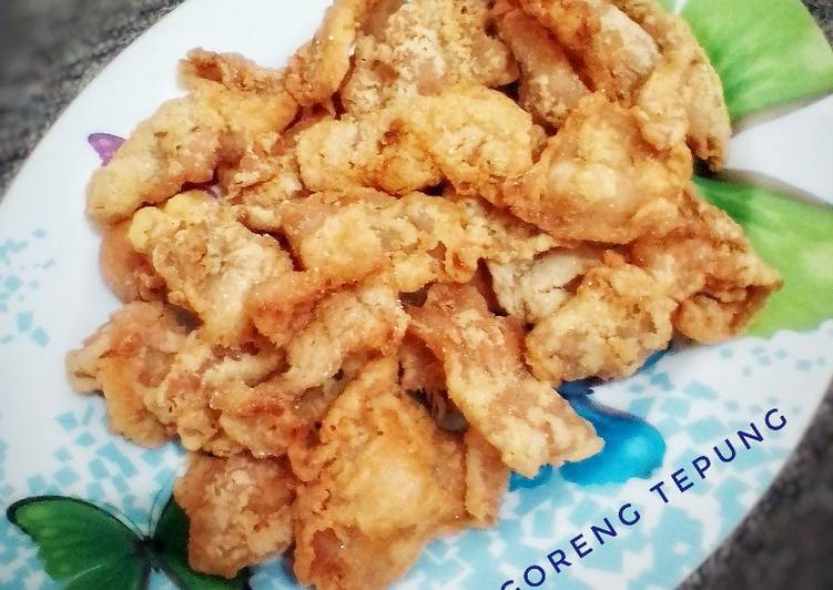 Langkah Mudah untuk Menyiapkan 20. Kulit Ayam Goreng Tepung Anti Gagal