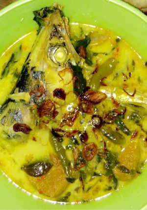 Foto resep Kepala tengiri kuah santan