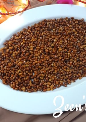 A picture of Oven Roasted Red Lobia or Red Cow Peas.
