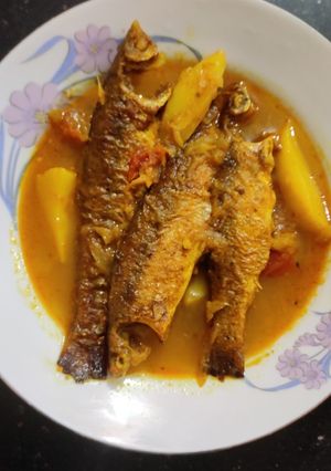 আলু দিয়ে চারা মাছের ঝাল রেসিপির প্রধান ছবি