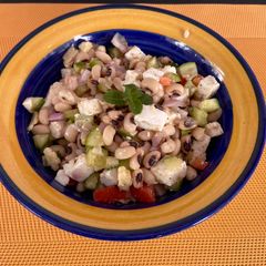 A picture of Paneer and beans salad.