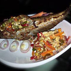 A picture of Grilled stuffed fish.
