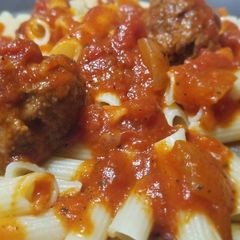 A picture of Sheik's 'Taste of Italy': Red Dolce Sauce.