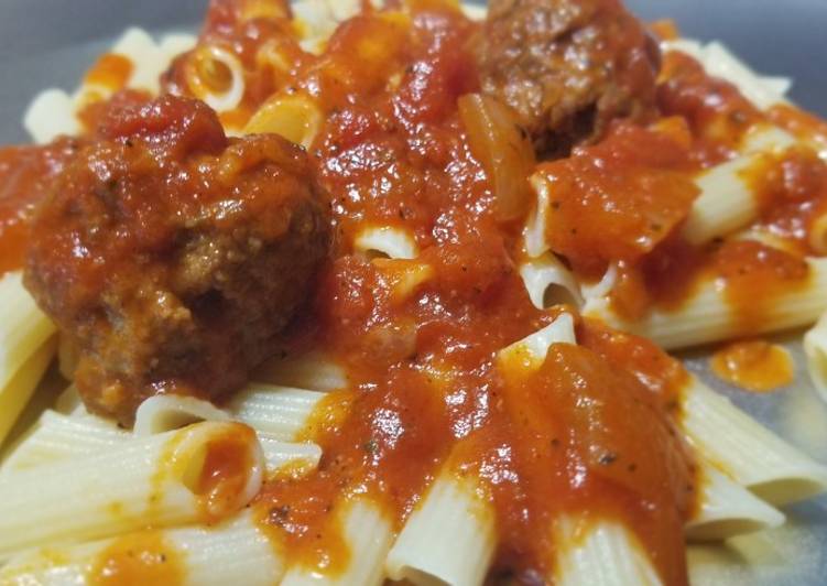 Step-by-Step Guide to Prepare Tasty Sheik's 'Taste of Italy': Red Dolce Sauce