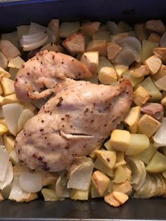 Una foto de Pollo marinado con miel y mostaza