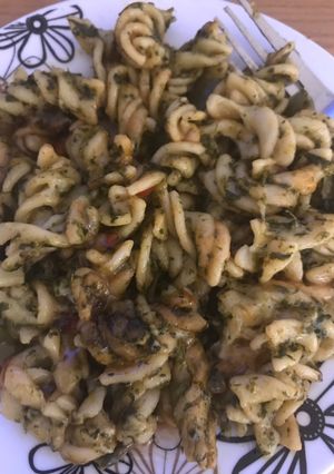 A picture of Spinach pasta.