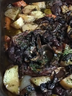 Una foto de Osobuco al horno.