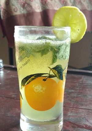 A picture of Mint lemonade.