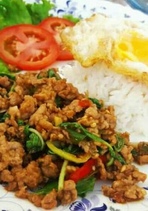 รูปของ กะเพราหมูสับไข่ดาว