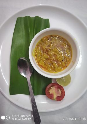 A picture of Dhaba style chana dal tadka.
