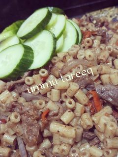 Hadaden macaroni Mai nama da da cucumber ainihin hoton girkin