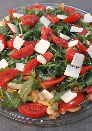O poză a rețetei Salată cu piept de pui.