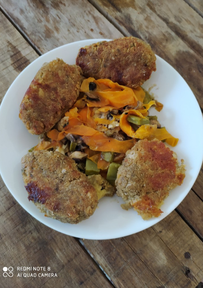 Una foto de Croquetas de amaranto y girasol con pollo