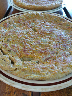 Una foto de Tortilla de habas verdes