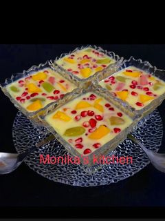 फ़्रूट कस्टर्ड (Fruit Custard Recipe in Hindi) रेसिपी मुख्य फोटो