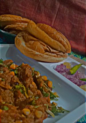 A picture of Pao bhaji.