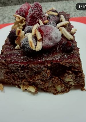 Una foto de Brownie de banana, choco, avena y sin azúcar