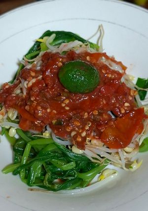 Foto resep Pelecing kangkung toge