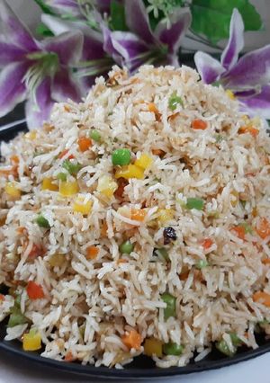 A picture of Chinese Fried Rice.