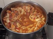 Una foto de mondongo en olla