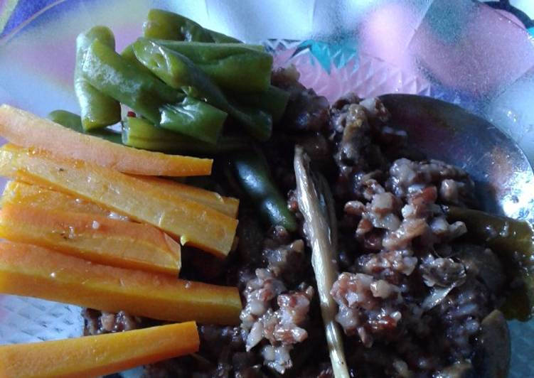 Cara Gampang Membuat Nasi liwet beras merah teri jamur(#dietGM day 7) Ala anak kosan, Lezat Sekali